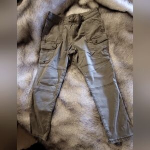 Womens Cargo Pants - Green